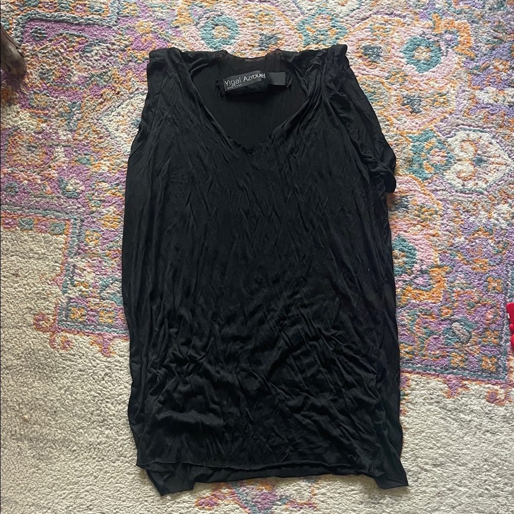 Yigal Azrouel black sleeveless shirt good use condition size 0